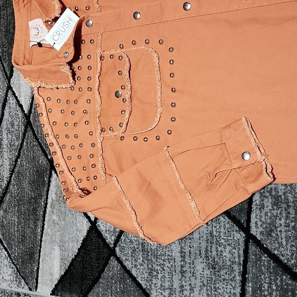 DUSTY PEACH STUDDED RAW-EDGE SNAP-BUTTON OVERSIZED FIT SHACKET JACKET - Picture 3 of 16